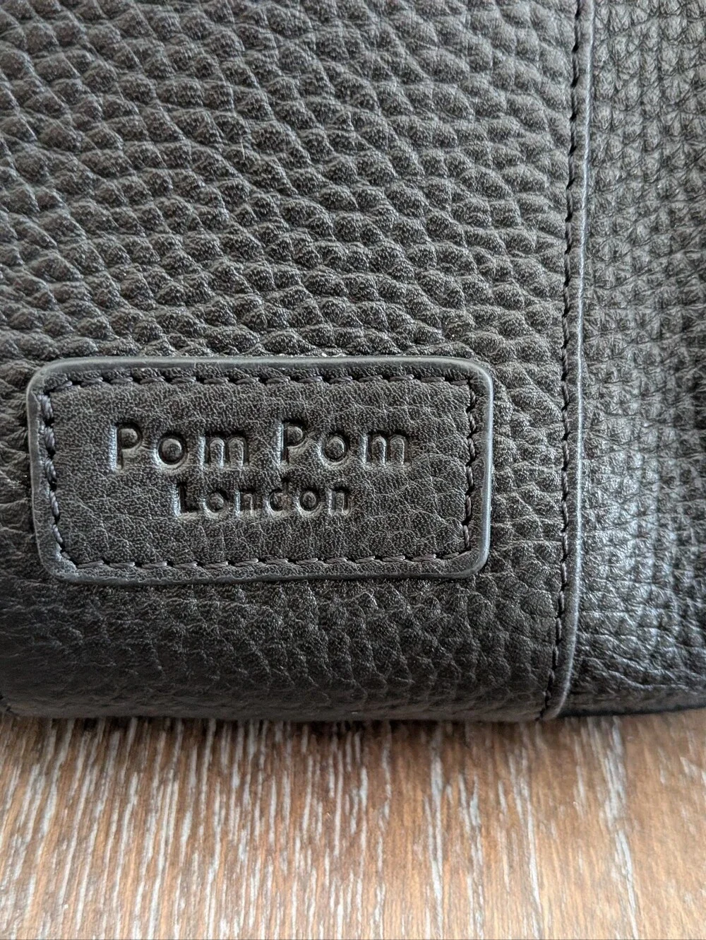 Pom Pom London sleek black